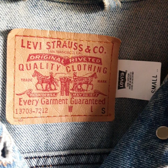 Vintage Levi's  WPL 423 Women's Trucker Denim Jacket - Picture 5 of 5